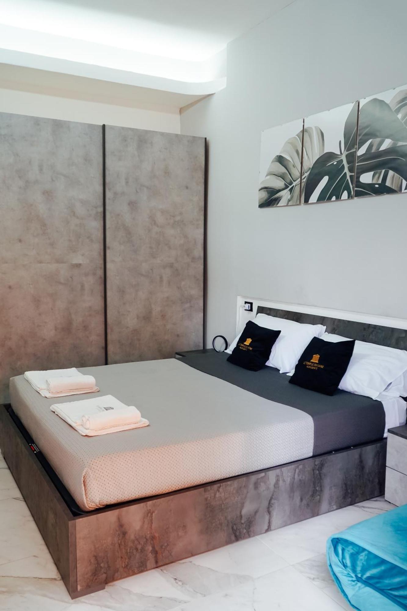 Le Temple Du Luxe Bed and Breakfast Αγκριτζέντο Εξωτερικό φωτογραφία
